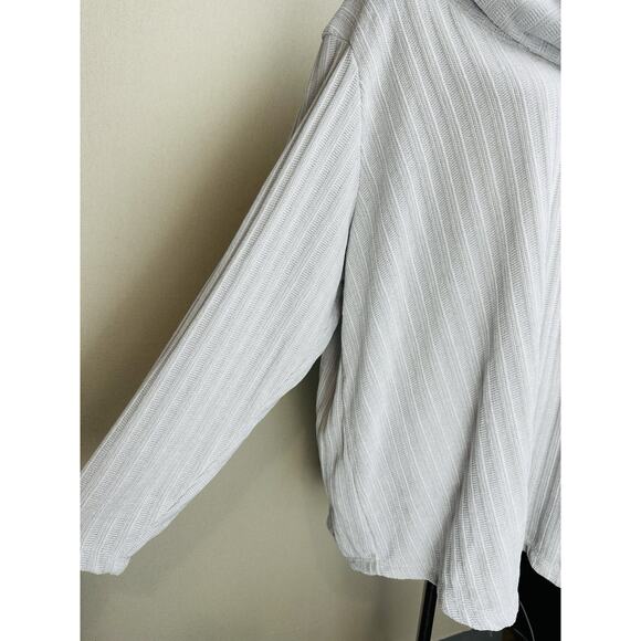 Ruby Rd. Women's Plus Sz. 3X Gray Sweater Cowl Neck Classic Lagenlook - Picture 3 of 13